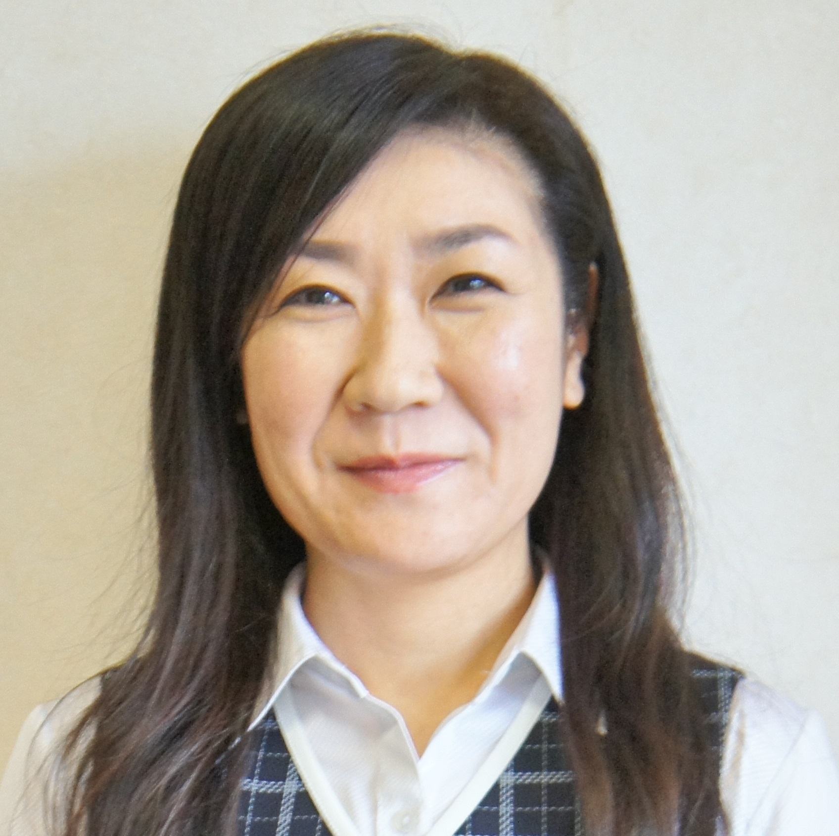 岩田　真理子